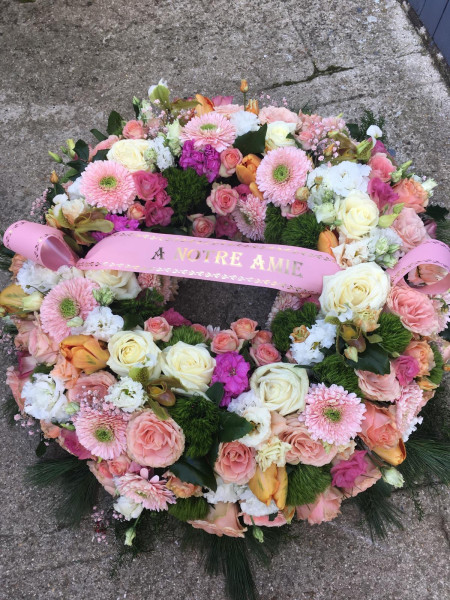 Couronne de fleurs pour deuil à Saint-Augustin